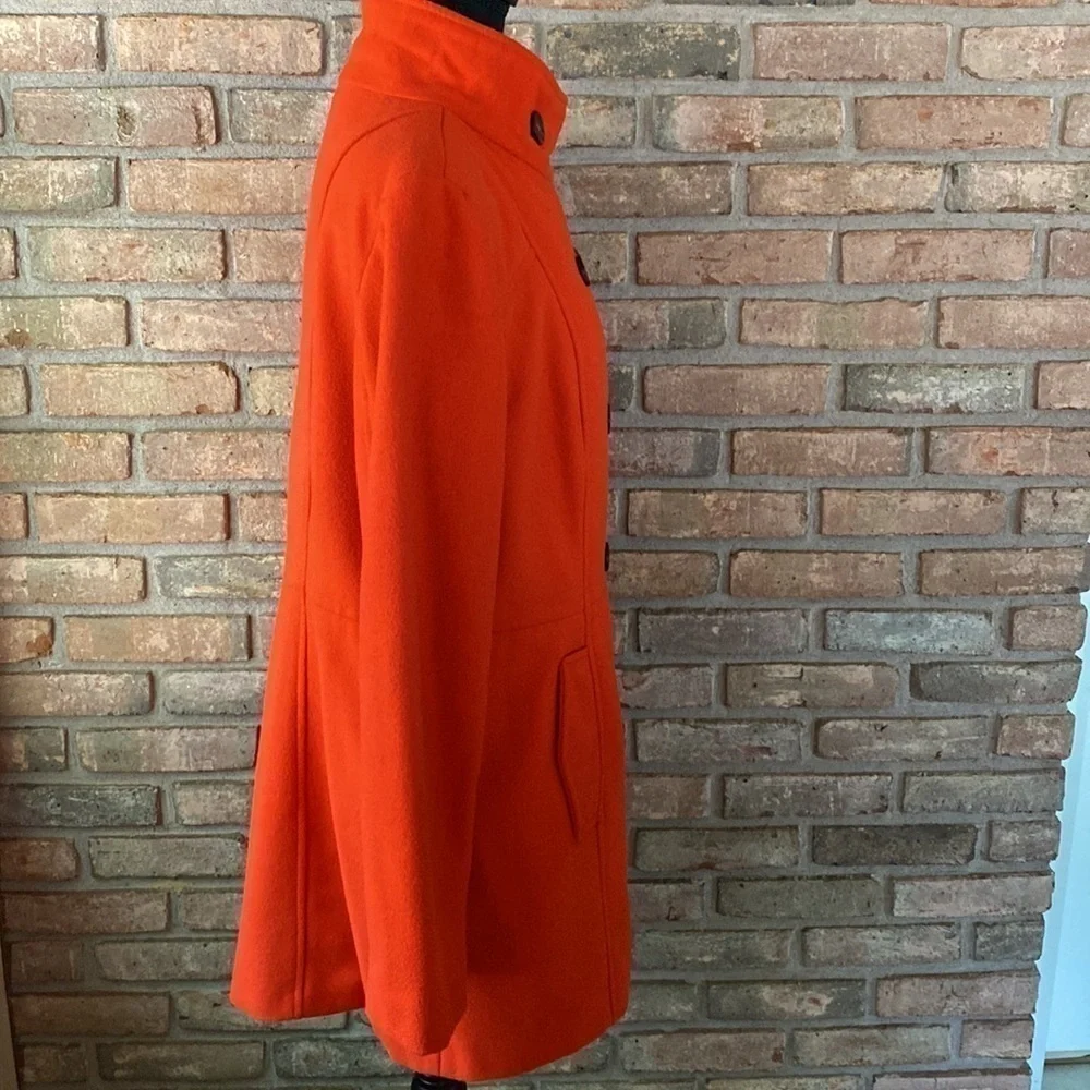 Old Navy Red Pea Coat Large EUC (Has been dry cleaned) - Picture 6 of 10